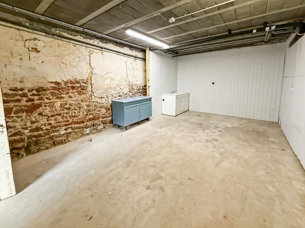 Maison à louer - 5 pièces à PERREUX