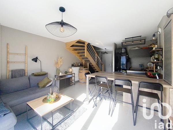 Maison 3 pièces de 61 m² à Artiguelouve (64230)