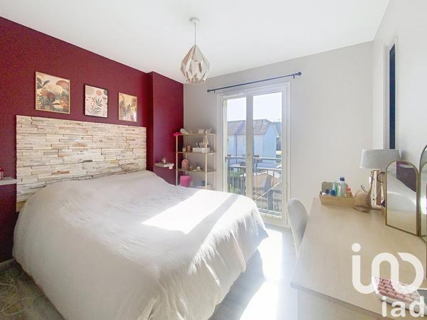 Maison 3 pièces de 61 m² à Artiguelouve (64230)