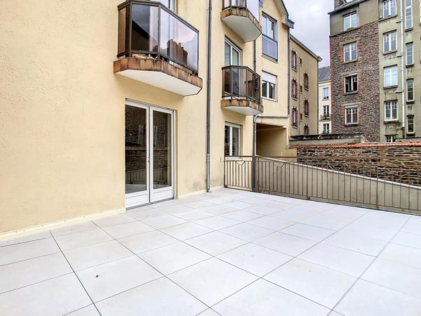 Appartement 80m² avec grande terrasse à deux pas du parc du Thabor