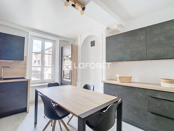 Achat appartement Neufchâteau - 6 pièce(s) - 152 m² - 137 000 €