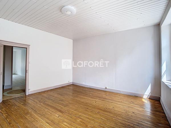 Achat appartement Neufchâteau - 6 pièce(s) - 152 m² - 137 000 €