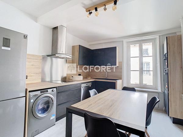 Achat appartement Neufchâteau - 6 pièce(s) - 152 m² - 137 000 €