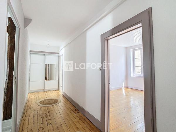Achat appartement Neufchâteau - 6 pièce(s) - 152 m² - 137 000 €