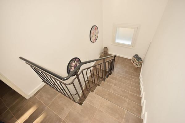 Villa 6 pièces en plein coeur d'un quartier résidentiel - Cluses (74300)