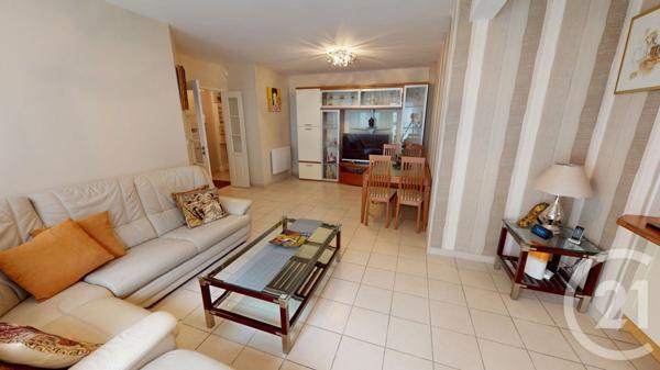 Appartement F4 à vendre  5 pièces - 86,20 m2 ST QUENTIN - 02