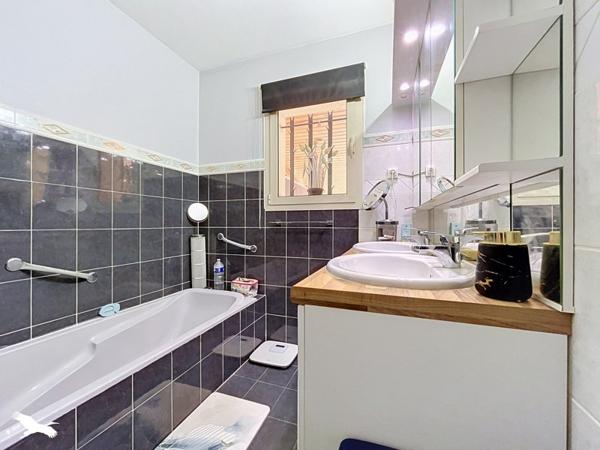 Maison à vendre 270 000 € Saint-Viance 4 p 115 m² DPE C