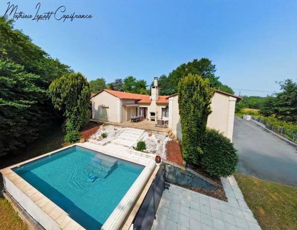 Maison à vendre 6 pièces COULOUNIEIX-CHAMIERS (24) 190 M2 sur terrain 5298 M2