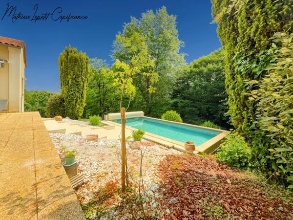 Maison à vendre 6 pièces COULOUNIEIX-CHAMIERS (24) 190 M2 sur terrain 5298 M2