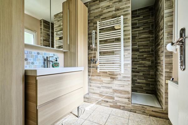 CHARMANTE MAISON FAMILIALE PROCHE DU CENTRE VILLE