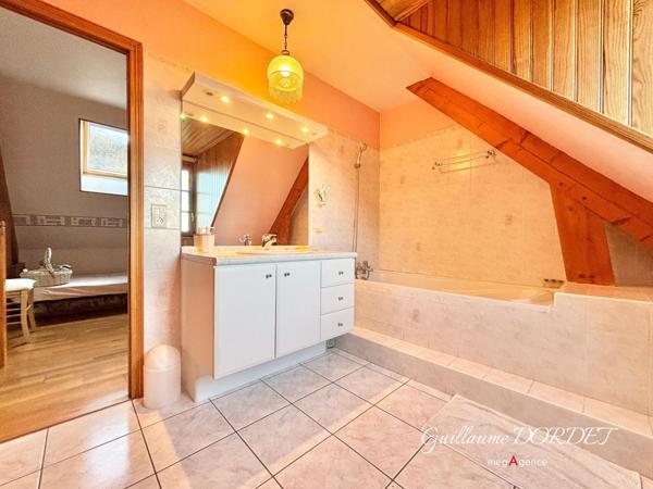 Maison à MARTIN-EGLISE, 76370 - 3 pièces 112m²