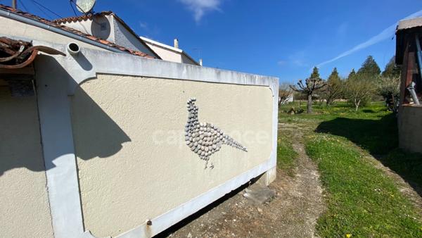 A vendre à JONZAC (17), Maison 6 pièces