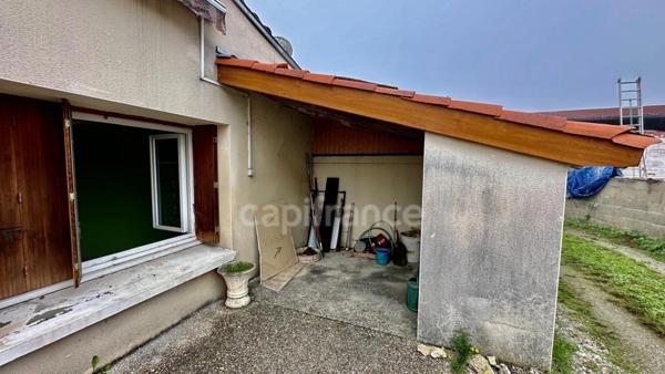 A vendre à JONZAC (17), Maison 6 pièces