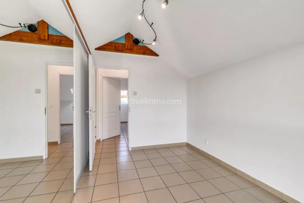 Vente Villa 8 pièces 147 m2 à Brison-Saint-Innocent