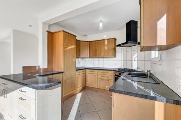 Vente Villa 8 pièces 147 m2 à Brison-Saint-Innocent