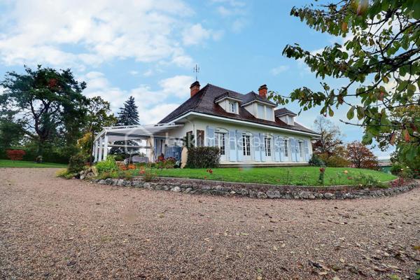 Maison traditionnelle de 187,05 m²