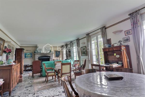 Maison traditionnelle de 187,05 m²