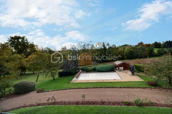 Maison traditionnelle de 187,05 m²