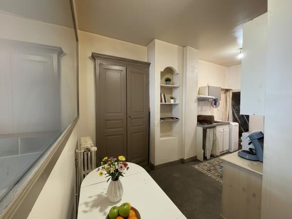 Immeuble 13 pièces - 236 m²