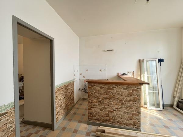 Immeuble 13 pièces - 236 m²