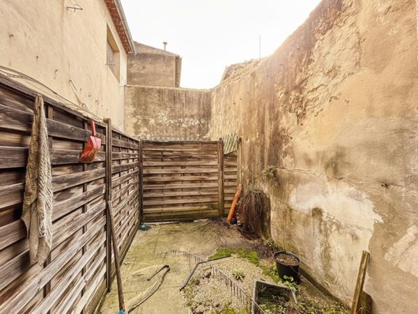 Immeuble 13 pièces - 236 m²