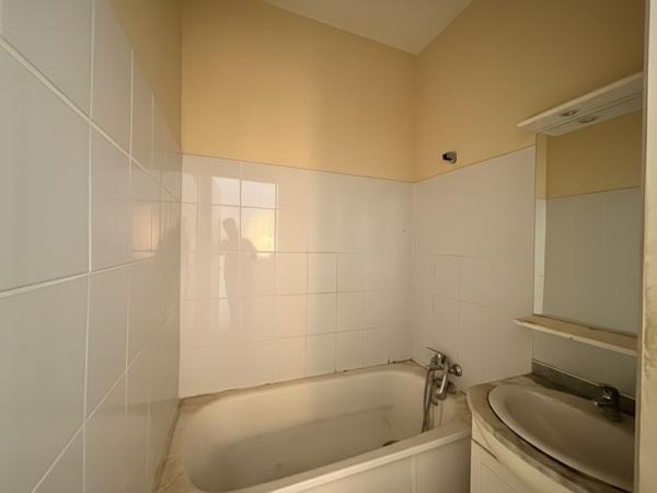 Immeuble 13 pièces - 236 m²