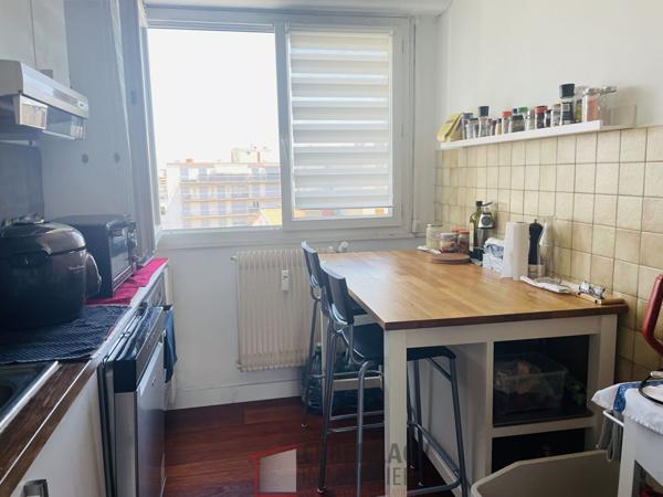 Appartement 3 pièce(s) 2 chambre(s) 57 m²