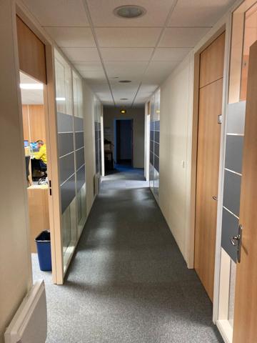 PROXIMITE AEROPORT - BUREAUX DISPONIBLES VENTE ET LOCATION