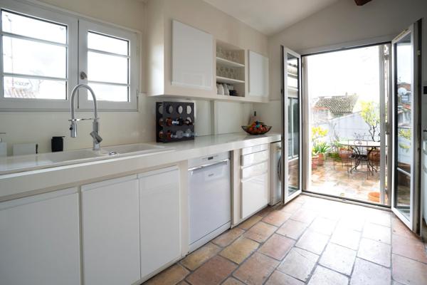 Maison de caractère dans un village provençal prisé le Beausset.