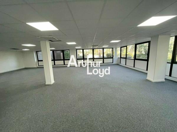 Bureaux rénovés à louer divisibles dès 73 m² - Sophia Antipolis