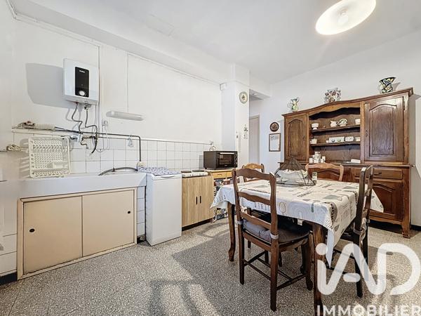 Maison à vendre 11 pièces 185 m² Saint-Privat-des-Vieux