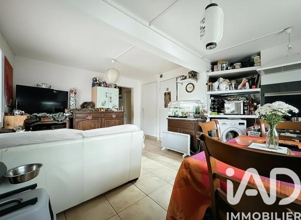Maison à vendre 11 pièces 185 m² Saint-Privat-des-Vieux