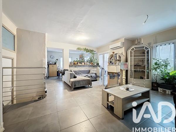 Maison à vendre 11 pièces 185 m² Saint-Privat-des-Vieux