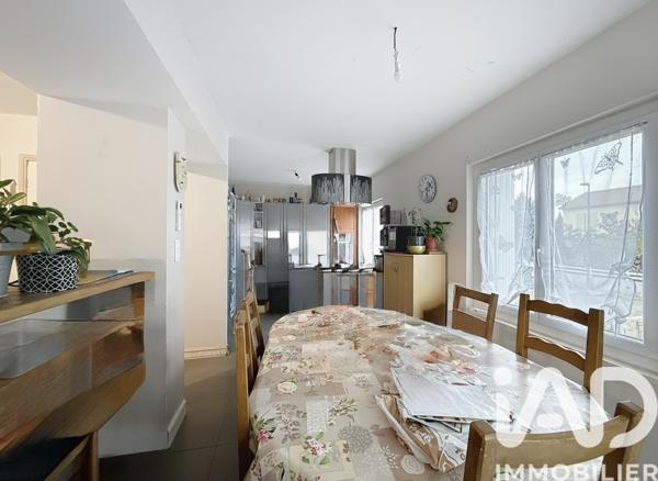 Maison à vendre 11 pièces 185 m² Saint-Privat-des-Vieux