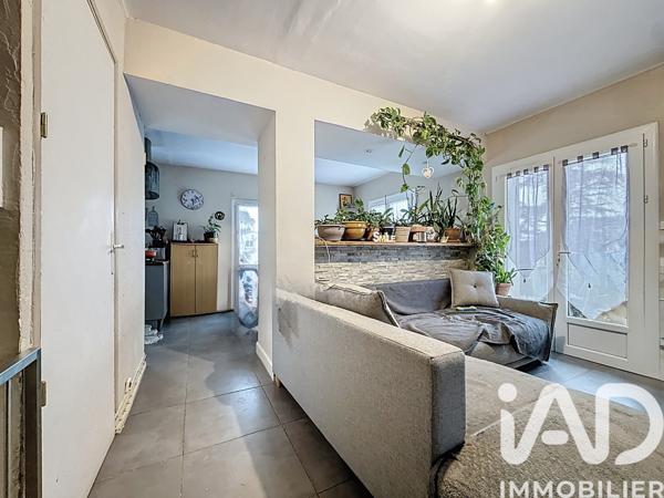 Maison à vendre 11 pièces 185 m² Saint-Privat-des-Vieux