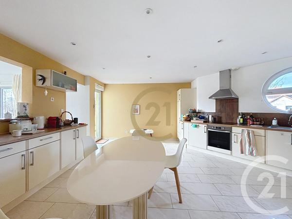 Maison à vendre  6 pièces - 160 m 2   CHAUX  - 90