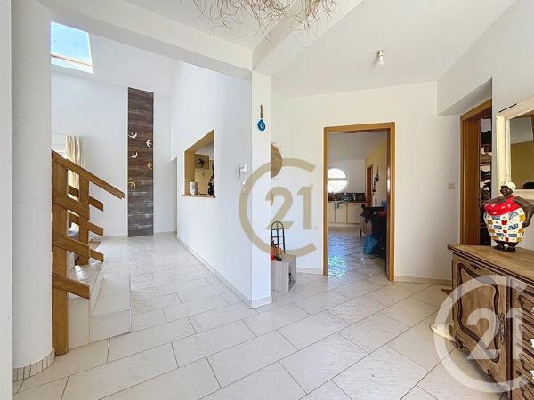 Maison à vendre  6 pièces - 160 m 2   CHAUX  - 90