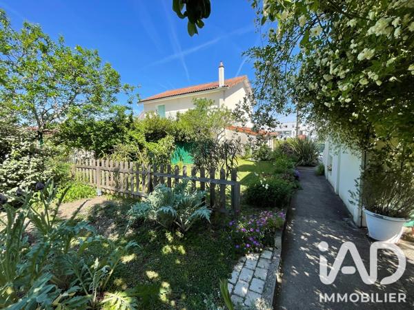 Maison à vendre 5 pièces 86 m² Ruelle-sur-Touvre