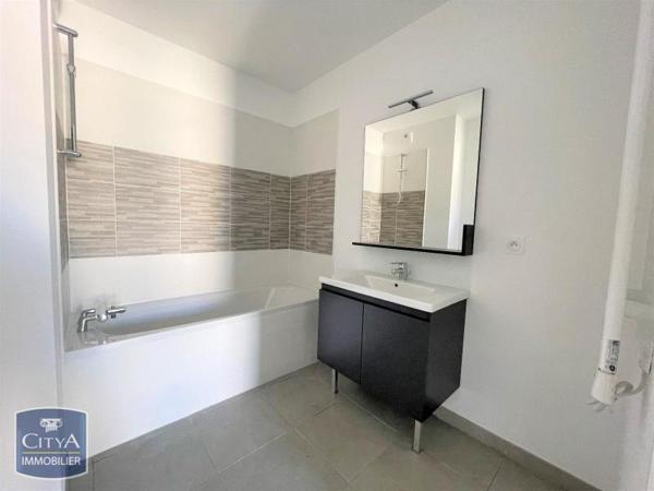 Location appartement Avignon (84) 2 pièces 40.55m²