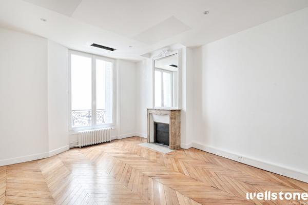 Bureaux à louer à PARIS 75008