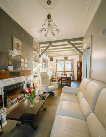 Maison 4 pièce(s) 2 chambre(s) 103 m²