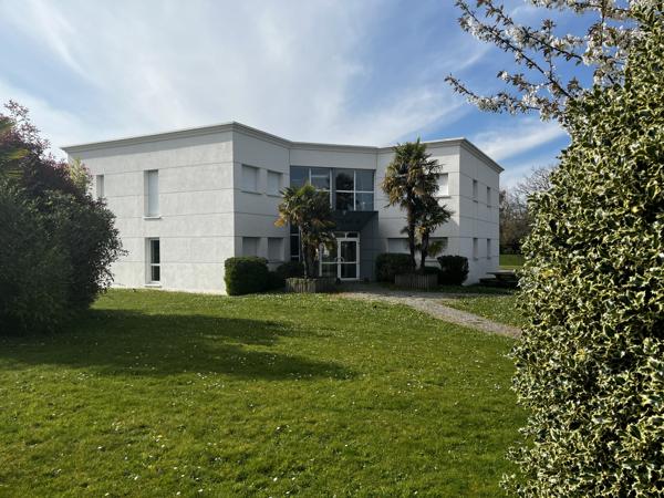 Bureaux à louer à FRANQUEVILLE SAINT PIERRE 76520