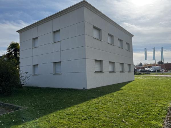 Bureaux à louer à FRANQUEVILLE SAINT PIERRE 76520