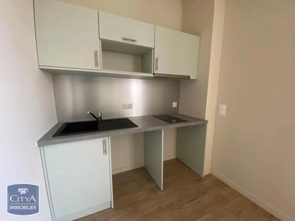 Appartement à louer 1 pièce 32.71m²