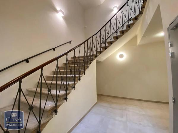 Appartement à louer 1 pièce 32.71m²