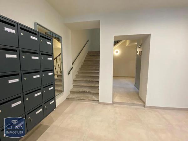 Appartement à louer 1 pièce 32.71m²