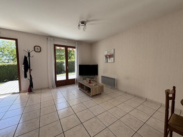 PLAIN PIED 3 piéces AURILLAC (15000) avec terrasse
