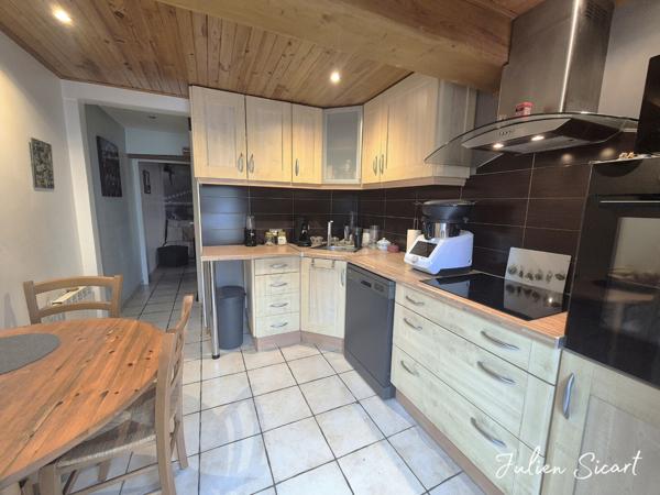 Maison de village avec garage