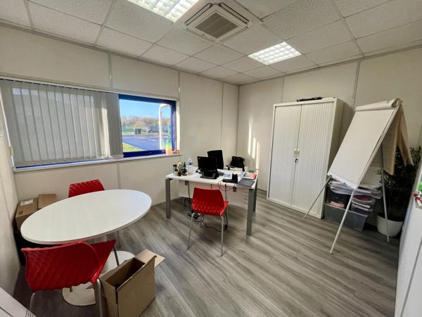 Bureaux à louer 77m2 Meung-Sur-Loire PA SYNERGIE