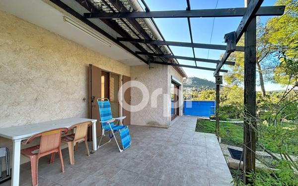Maison à vendre    4 pièces • 147,75 m2 Roquebrune-sur-Argens